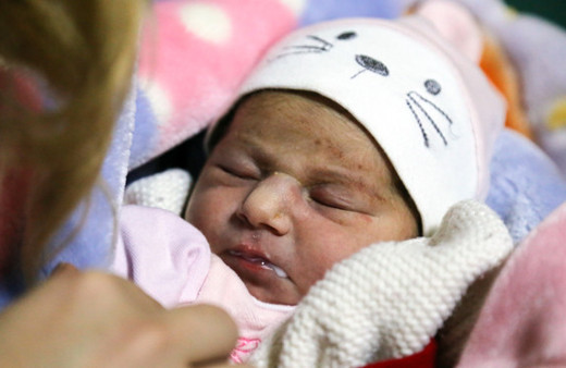 Diyarbakır'da bir günlük bebek bulundu