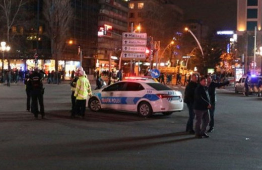 Ankara'da Kızılay meydanında yeni yıl coşkusu