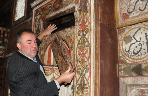 4 asırdır mihrabında bal yetiştirilen cami