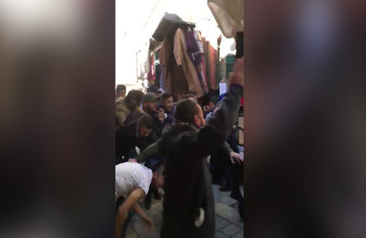 İsrail polisi Filistinli müslümanlara böyle saldırdı!