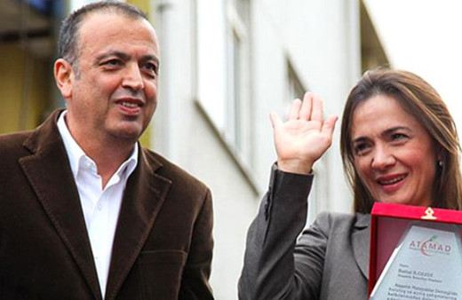 Battal İlgezdi kimdir eşi ve ailesi hakkında bilinmeyenler