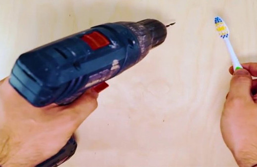 Matkabı ve diş fırçasını alıp bunu yapın bakın neler olacak