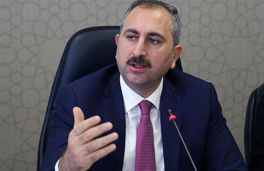 Adalet Bakanı Gül: Kılıçdaroğlu siyasetin Fuat Avni'si