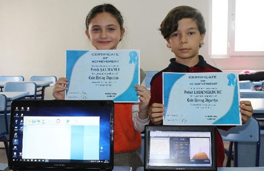 Balıkesirli 2 öğrenci Türkiye'nin gururu oldu