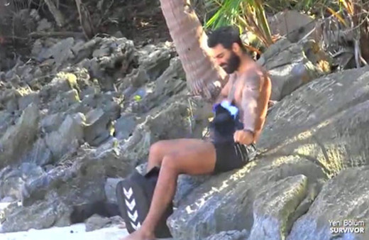 Eser West açken korkutucu oluyor haline bakın!