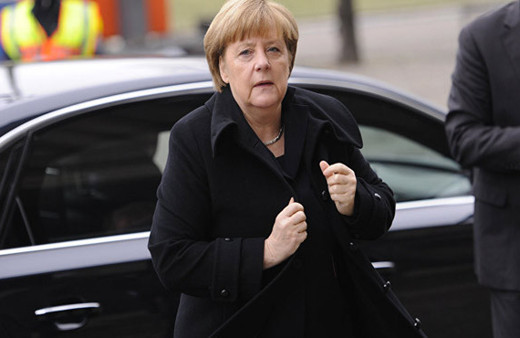 10 Mayıs'ta gidecekti Merkel o ziyaretini iptal etti