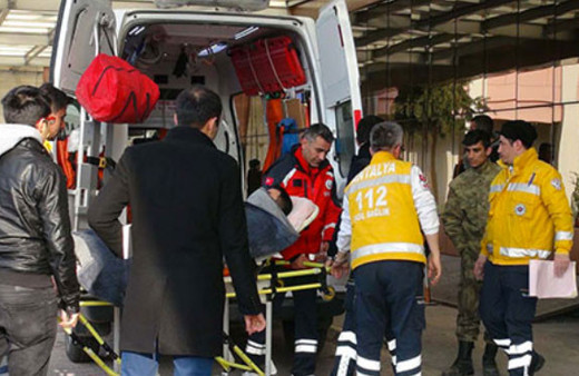 El Bab'da askeri araç devrildi yaralı askerler var