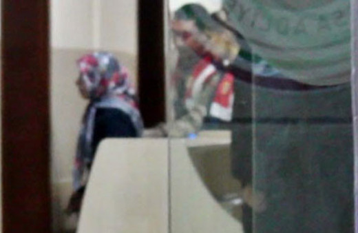 Dehşet! Yatağında uyuyan kardeşini öldürdü 