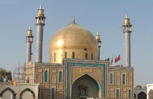 Pakistan'da bombalı saldırı: 70 ölü