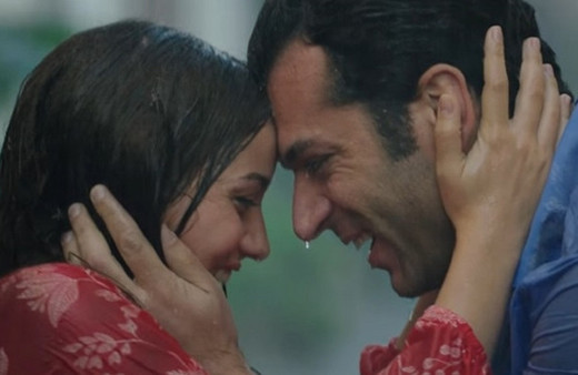 Fahriye Evcen ve Murat Yıldırım'lı Sonsuz Aşk'ın fragmanı görücüye çıktı