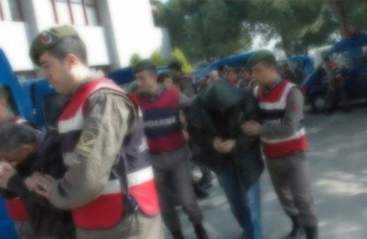 Jandarma'dan sosyal medya operasyonu! Çok sayıda gözaltı