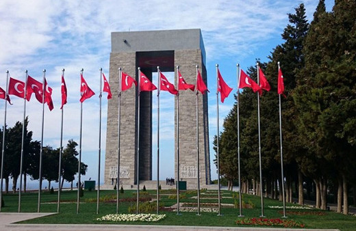 Çanakkale şehitleri ezan sesiyle buluştu