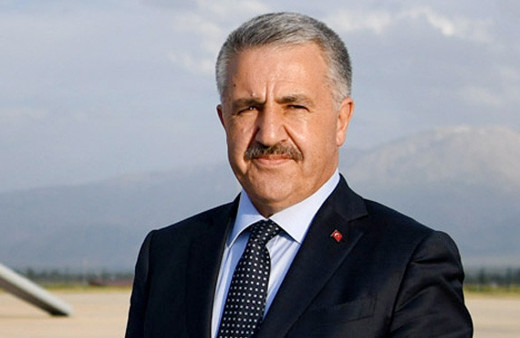 Bakan Arslan İstanbul banliyö hattı için tarih verdi