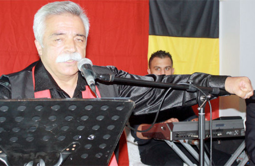 Ozan Arif'in referandum şiiri Bahçeli'yi vurdu