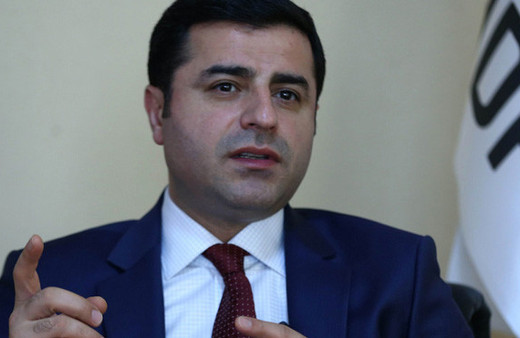 Demirtaş'a verilen ceza bakın neden ertelenmemiş!