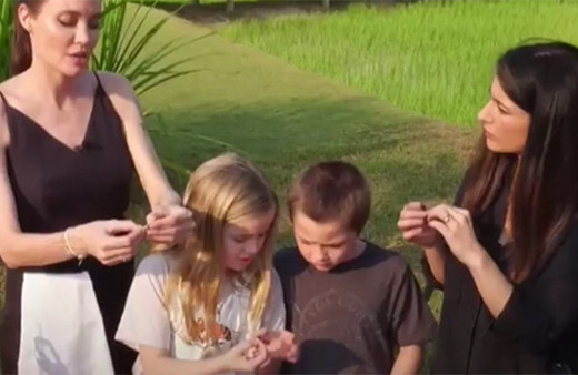 Angelina Jolie, Kamboçya'da akrep ve örümcek yedi!