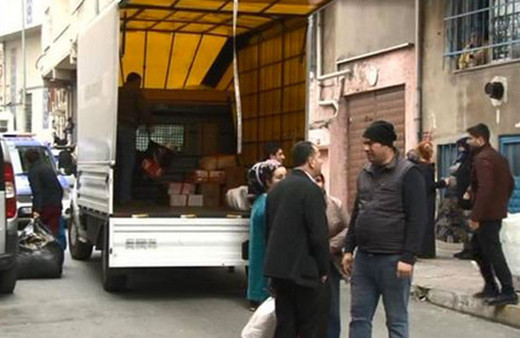 İstanbul'da büyük panik  4 bina boşaltıldı