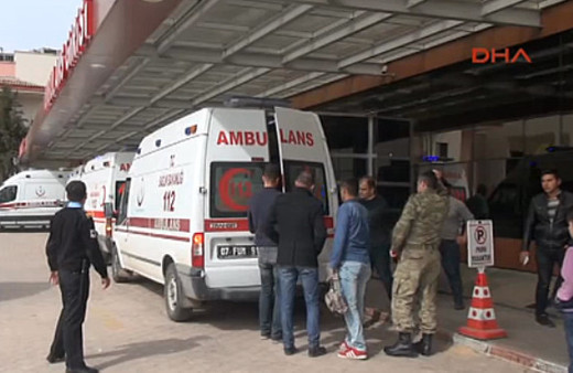 El Bab'da patlama oldu yaralı askerler var