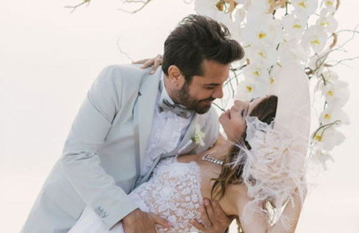 Beren Saat'e sürpriz doğum günü kolyesine dikkat