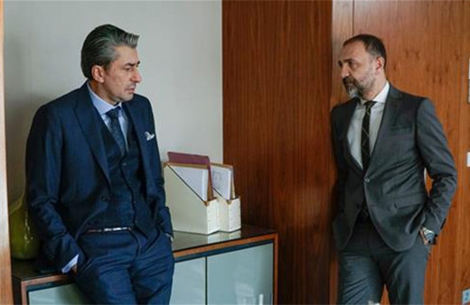 Paramparça 94. bölüm fragmanı
