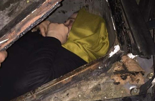 FETÖ'den aranan abla gizli bölmede böyle yakalandı