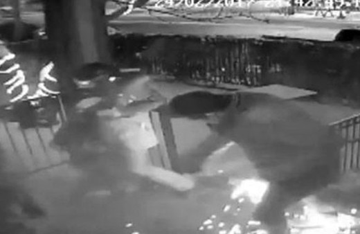 Elektronik sigara cebinde patladı