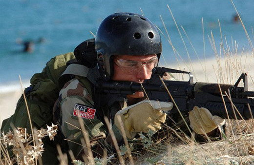 Fırat Kalkanı'na komando desteği!