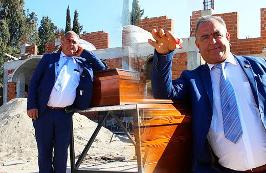 Önce ölüm yasağı sonra 'İlk Ölene Çeyrek Altın Hediye' kampanyası