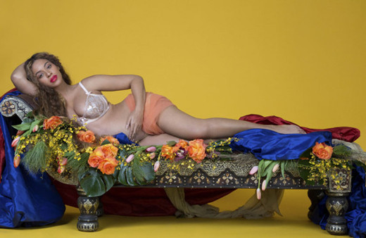 İlk hamileliğine sahte dediler ikincisinde soyundu