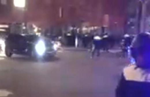 Bakan Kaya, polis eskortu eşliğinde Hollanda'dan sınır dışı edildi