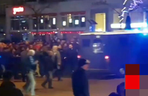 Hollanda'daki Türkler'in polisleri kovaladığı an