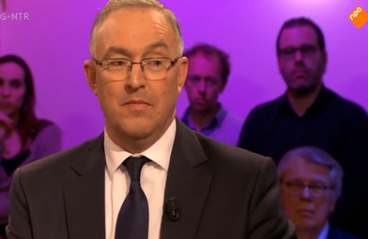 Hollanda'da Bakan Kaya'nın heyetine ateş açma izni verilmiş!