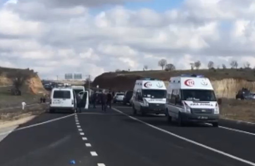 Diyarbakır- Mardin karayolunda son dakika patlama şehitler var