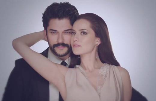 Fahriye Evcen ile Burak Özçivit'in nişanından yeni görüntüler