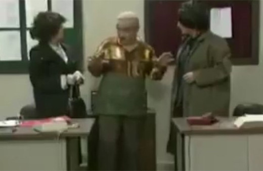 Levent Kırca mevcut sistemin çarpıklığını yıllar önce böyle anlatmıştı!