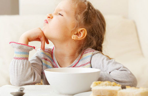 Çocuklar hangi yaşta ne kadar yemek yemeli?