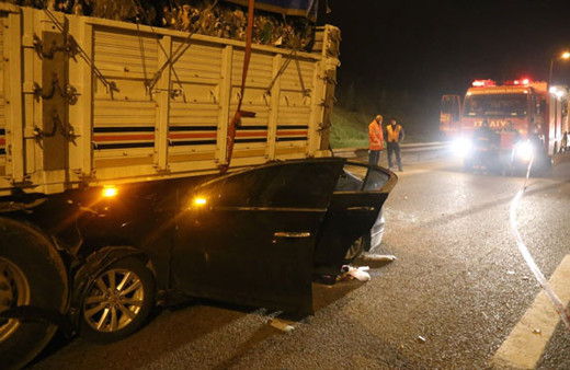 TEM'de korkunç kaza ölü ve yaralılar var