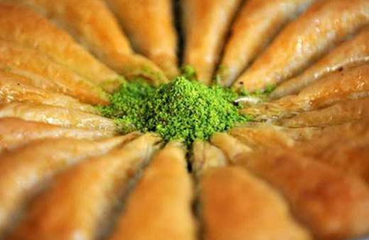 FETÖ'cü baklavacı kardeşler için rekor ceza 