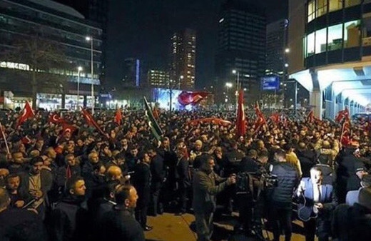 Türkler'in Hollanda'daki miting iptal edildi