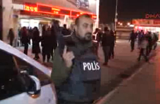 İstanbul'da helikopter destekli operasyon