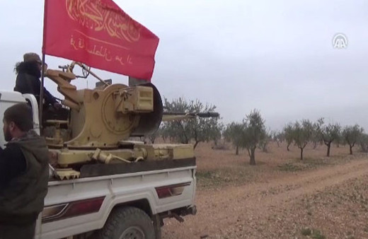 Türk askeri Münbiç yolunda ÖSO iki köyü aldı