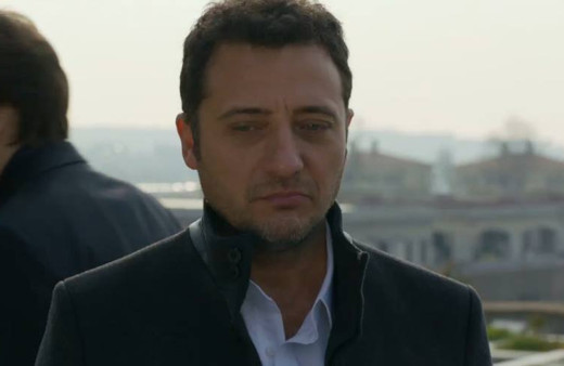 Yiğit Özşener'i fena dolandırdılar