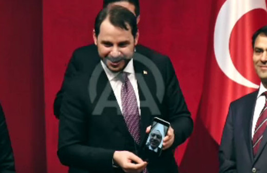 Cumhurbaşkanı Erdoğan'dan face time sürprizi!