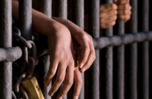 Mahkumlar tünel kazarak firar etti