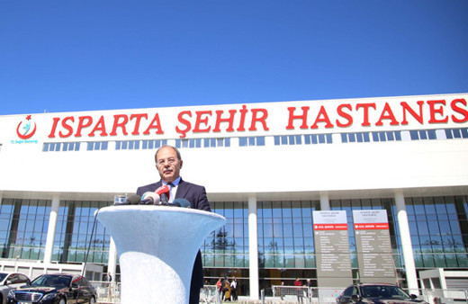 Şehir hastaneleri dedikodusu Recep Akdağ konuştu