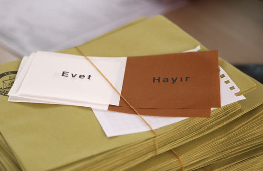 Son referandum anket sonuçları İstanbul'da 'evet' oyları...