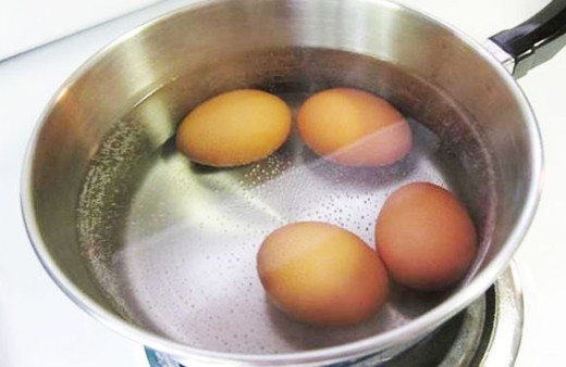 Yumurtanın suyunu alın bitkinizin toprağını dökün mucize!