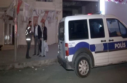 Esenyurt'ta iki grup arasında silahlı çatışma