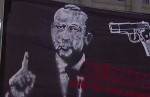 ''Erdoğan'ı öldür'' yazılı tişörtler piyasada