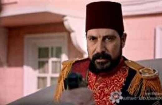 Sultan Abdülhamid şifreyi adım adım çözüp hain paşayı buldu